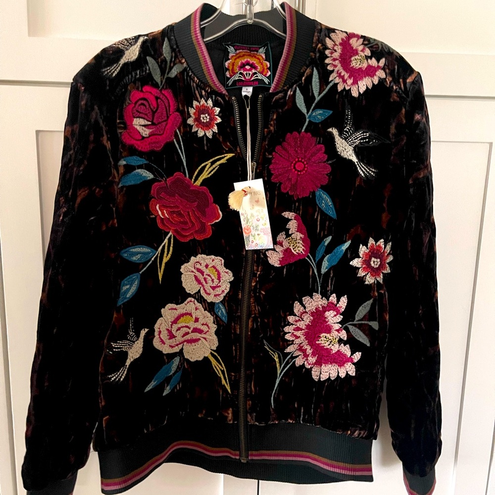 NWT! JOHNNY WAS - Junia Velvet Quilted Bomber Embroidered Leopard Jacket Size S